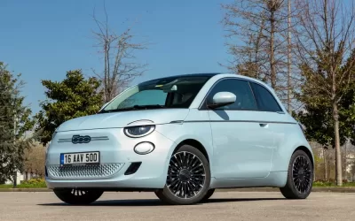 Istanbul,,Turkey,-,April,13,2023,:,Fiat,New,500
